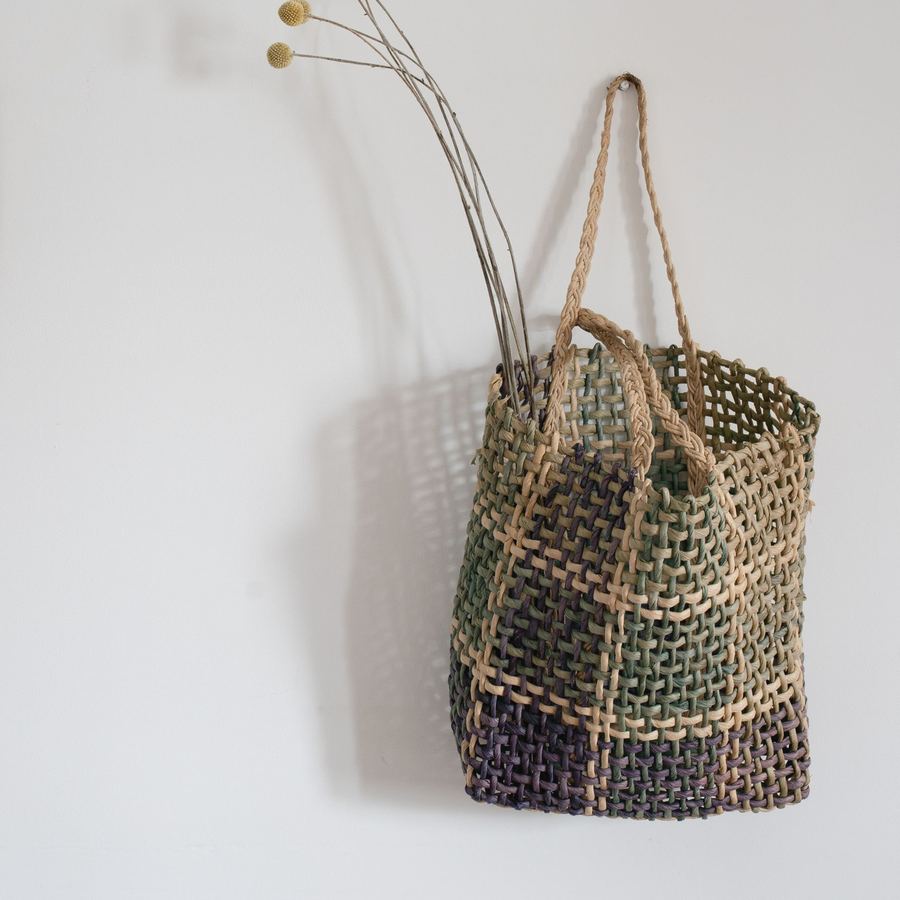 Tas Tangan Anyam